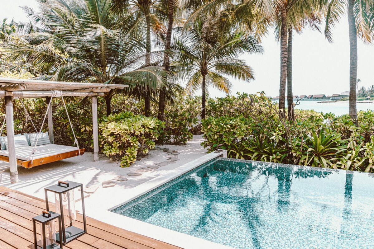 beach villas waldorf astoria maldives