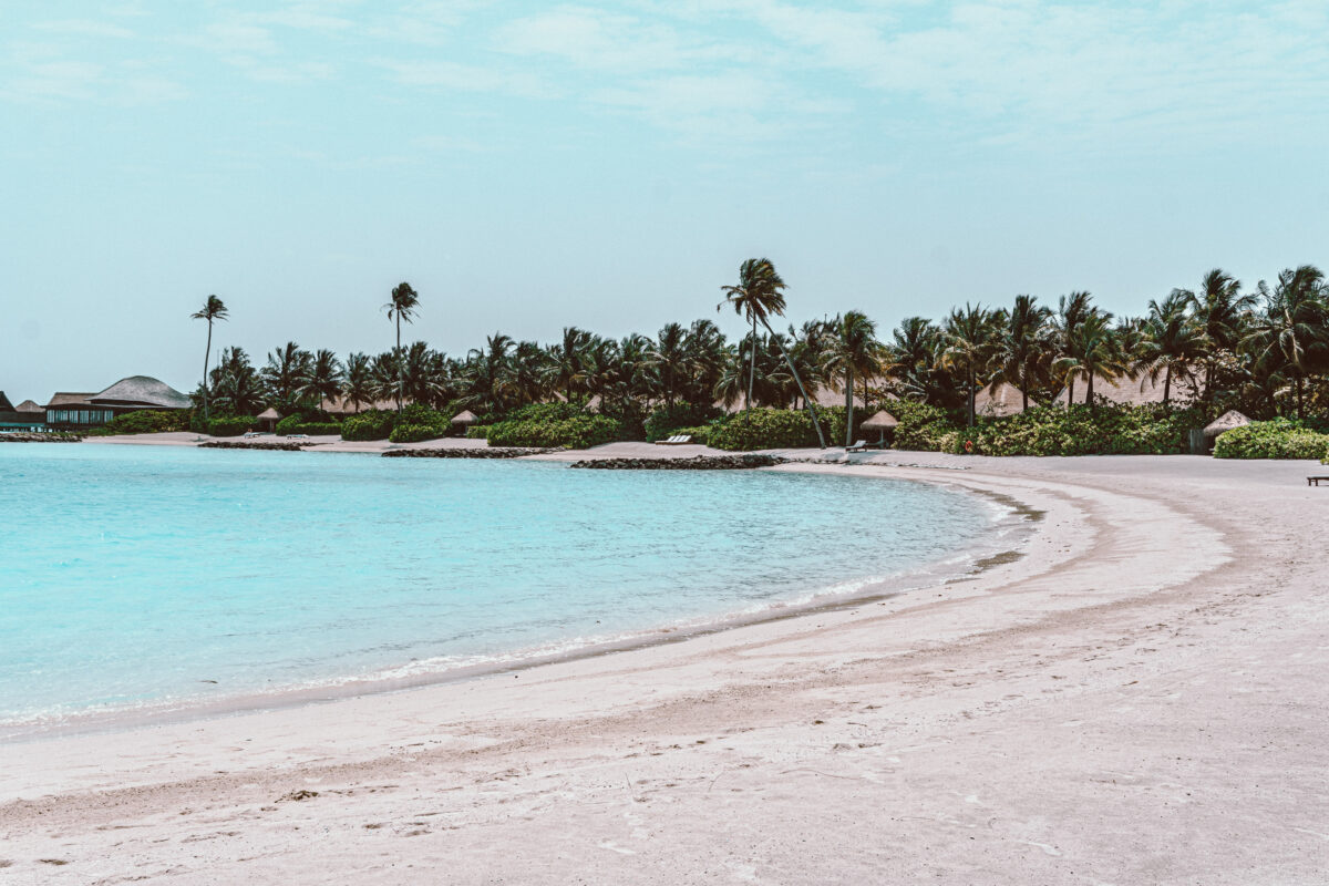 waldorf astoria maldives beach